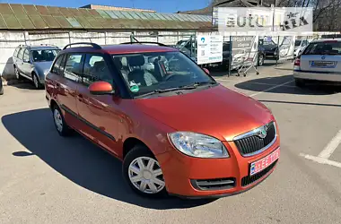 Skoda Fabia 2009 - пробег 195 тыс. км