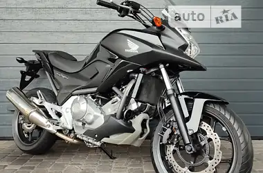 Honda NC 700X 2012 - пробег 35 тыс. км