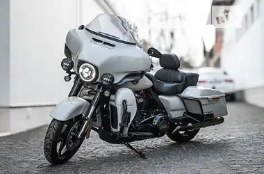 Harley-Davidson FLHTKSE CVO Ultra Limited 2020 - пробег 5 тыс. км