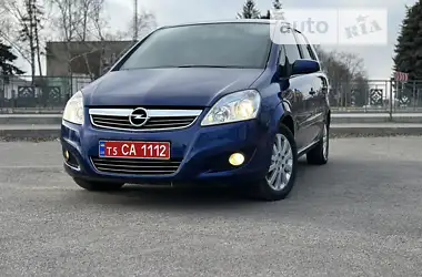 Opel Zafira 2008 - пробег 180 тыс. км