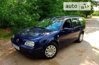 Volkswagen Golf 2002 - пробіг 265 тис. км