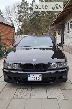 BMW 5 Series 2000 - пробіг 300 тис. км