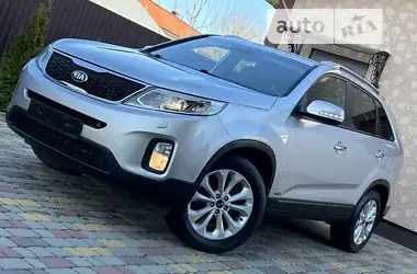 Kia Sorento 2013 - пробег 198 тыс. км