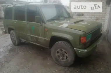 Isuzu Trooper  1985 - пробег 100 тыс. км