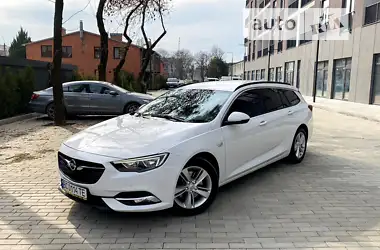 Opel Insignia 2018 - пробіг 190 тис. км