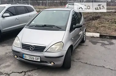 Mercedes-Benz A-Class 2000 - пробег 250 тыс. км