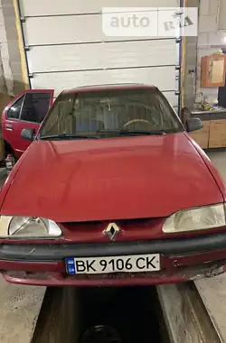 Renault 19  1993 - пробег 267 тыс. км