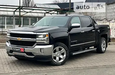 Chevrolet Silverado 2018 - пробег 82 тыс. км