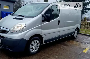 Opel Vivaro 2013 - пробег 321 тыс. км