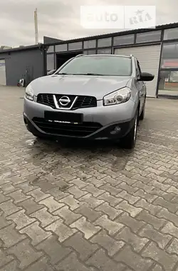 Nissan Qashqai 2010 - пробег 294 тыс. км