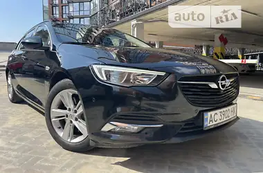 Opel Insignia 2017 - пробіг 190 тис. км