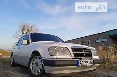 Mercedes-Benz E-Class 1994 - пробег 406 тыс. км