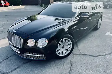 Bentley Flying Spur W12 2013 - пробег 55 тыс. км