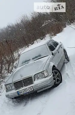 Mercedes-Benz E-Class 1994 - пробег 300 тыс. км