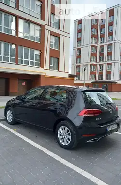 Volkswagen Golf 2018 - пробіг 21 тис. км