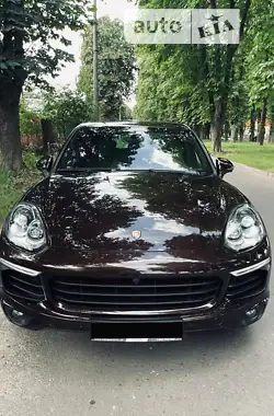 Porsche Cayenne 2015 - пробег 125 тыс. км