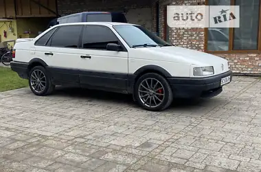 Volkswagen Passat 1991 - пробег 362 тыс. км