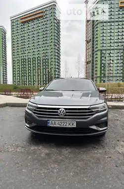 Volkswagen Jetta  2019 - пробіг 73 тис. км
