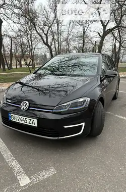 Volkswagen e-Golf  2017 - пробіг 130 тис. км
