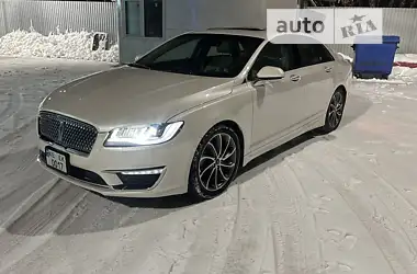 Lincoln MKZ 2019 - пробіг 42 тис. км