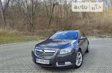 Opel Insignia 2012 - пробіг 244 тис. км