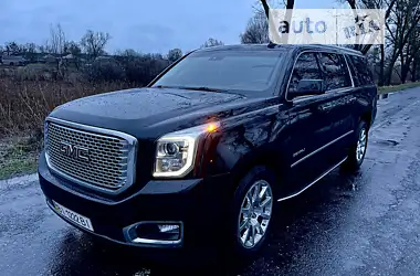 GMC Yukon Denali 6.2 2017 - пробег 100 тыс. км