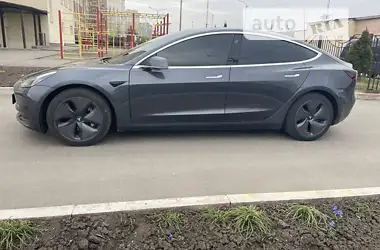 Tesla Model 3  2018 - пробіг 84 тис. км