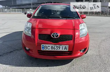 Toyota Yaris 2006 - пробег 152 тыс. км