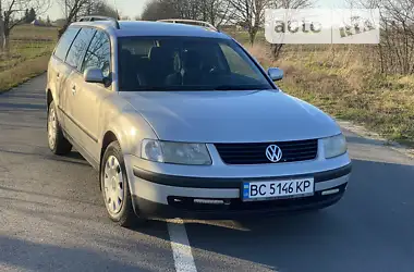 Volkswagen Passat 1998 - пробег 279 тыс. км