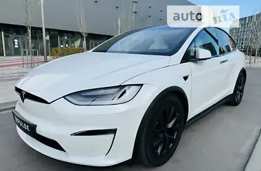 Tesla Model X 2022 - пробіг 20 тис. км