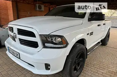 Ram 1500 2015 - пробег 112 тыс. км