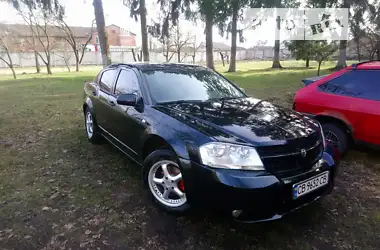 Dodge Avenger 2008 - пробег 185 тыс. км