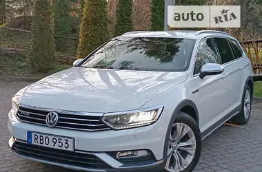 Volkswagen Passat Alltrack 2019 - пробег 168 тыс. км