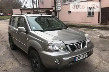 Nissan X-Trail 2004 - пробіг 235 тис. км