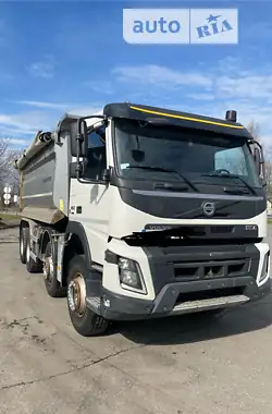 Volvo FMX 11 2015 - пробег 520 тыс. км