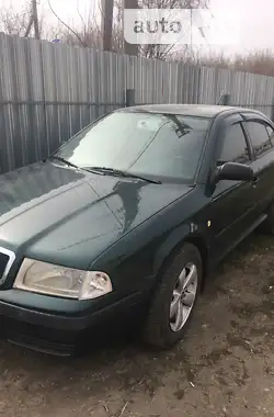 Skoda Octavia 2001 - пробіг 230 тис. км