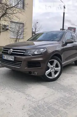 Volkswagen Touareg 2010 - пробег 298 тыс. км