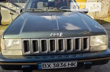 Jeep Grand Cherokee 1994 - пробег 140 тыс. км