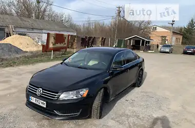 Volkswagen Passat 2011 - пробіг 240 тис. км