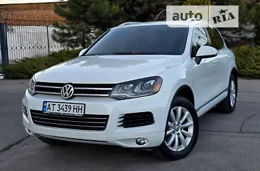 Volkswagen Touareg 2014 - пробіг 320 тис. км