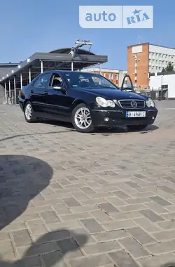 Mercedes-Benz C-Class 2003 - пробіг 319 тис. км