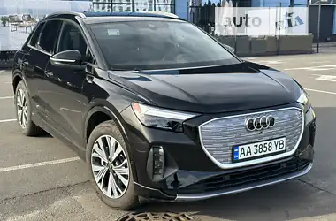 Audi Q4 e-tron 2022 - пробіг 4 тис. км