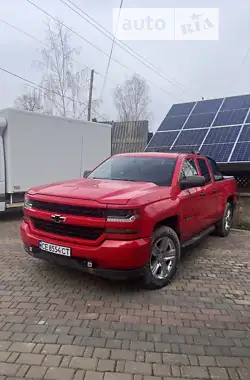 Chevrolet Silverado 2016 - пробег 75 тыс. км