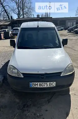 Opel Combo 2011 - пробег 300 тыс. км