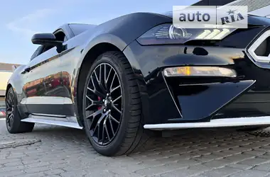 Ford Mustang 2019 - пробег 70 тыс. км