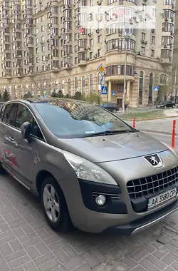 Peugeot 3008 2012 - пробег 256 тыс. км