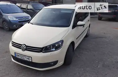 Volkswagen Touran 2015 - пробег 287 тыс. км