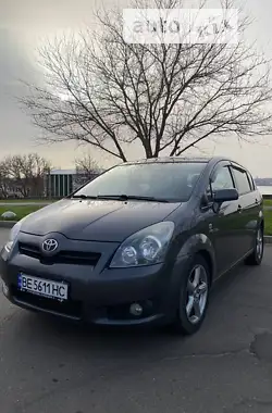 Toyota Corolla Verso 2007 - пробег 297 тыс. км