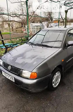 Volkswagen Polo 1998 - пробіг 230 тис. км