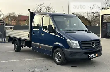 Mercedes-Benz Sprinter 2016 - пробег 450 тыс. км